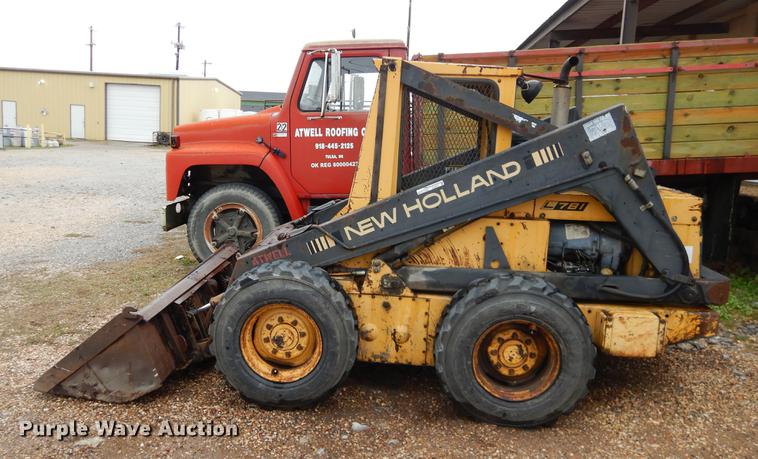 image for item EJ9879 1990 New Holland L781 skid steer