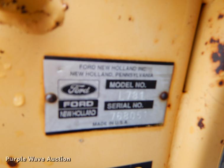 image for item EJ9879 1990 New Holland L781 skid steer