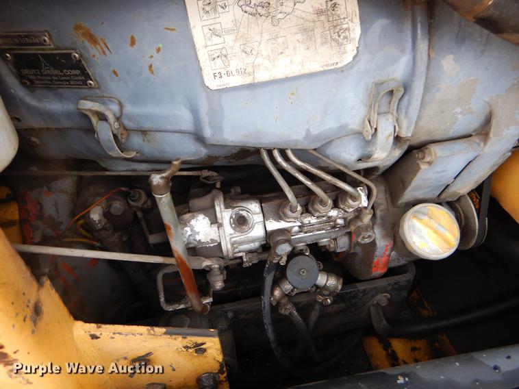 image for item EJ9879 1990 New Holland L781 skid steer