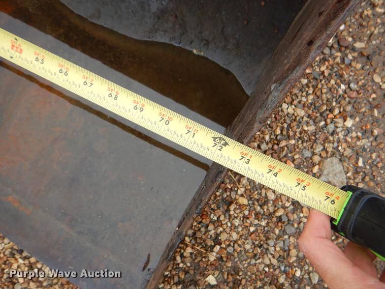 image for item EJ9879 1990 New Holland L781 skid steer