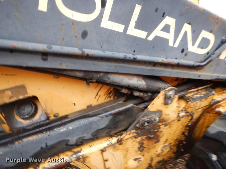 image for item EJ9879 1990 New Holland L781 skid steer