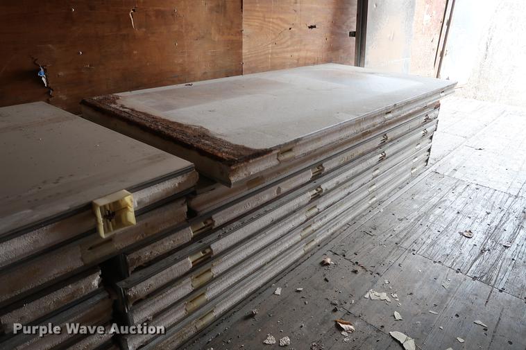 image for item EL9252 U.S. Cooler freezer