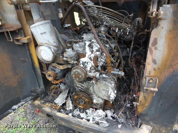 image for item J8531 2006 Caterpillar 287B skid steer