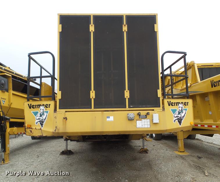 image for item L5668 2001 Vermeer TG800 tub grinder