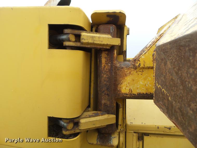 image for item L5668 2001 Vermeer TG800 tub grinder