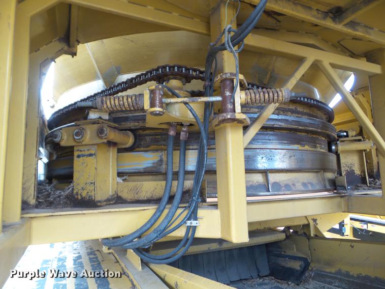 image for item L5668 2001 Vermeer TG800 tub grinder