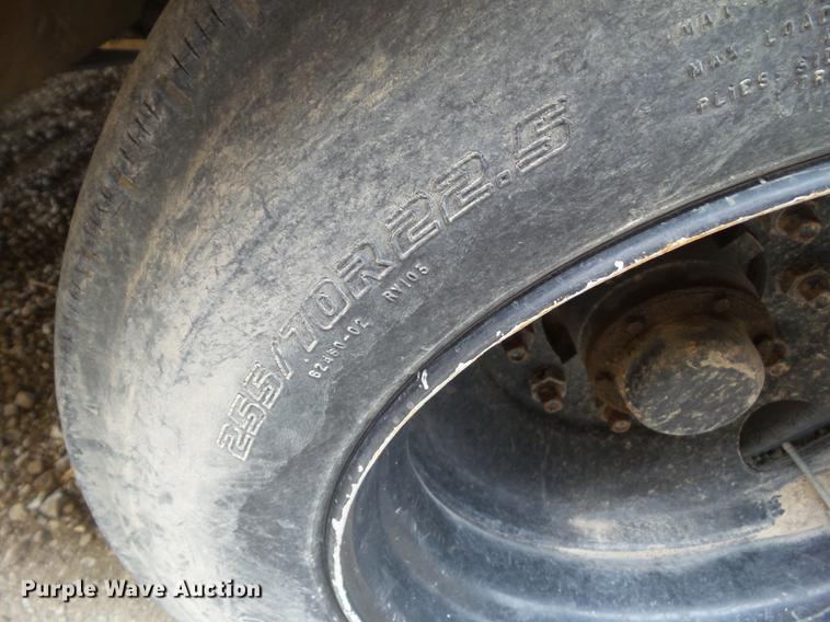 image for item L5668 2001 Vermeer TG800 tub grinder