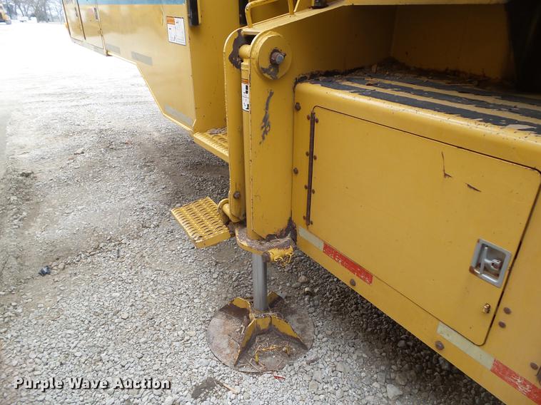 image for item L5668 2001 Vermeer TG800 tub grinder