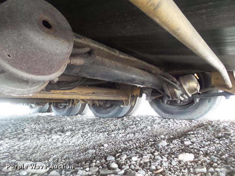 image for item L5668 2001 Vermeer TG800 tub grinder