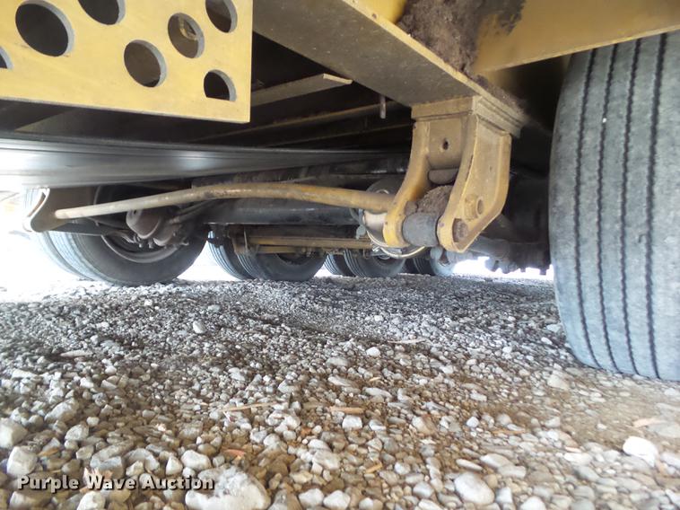 image for item L5668 2001 Vermeer TG800 tub grinder