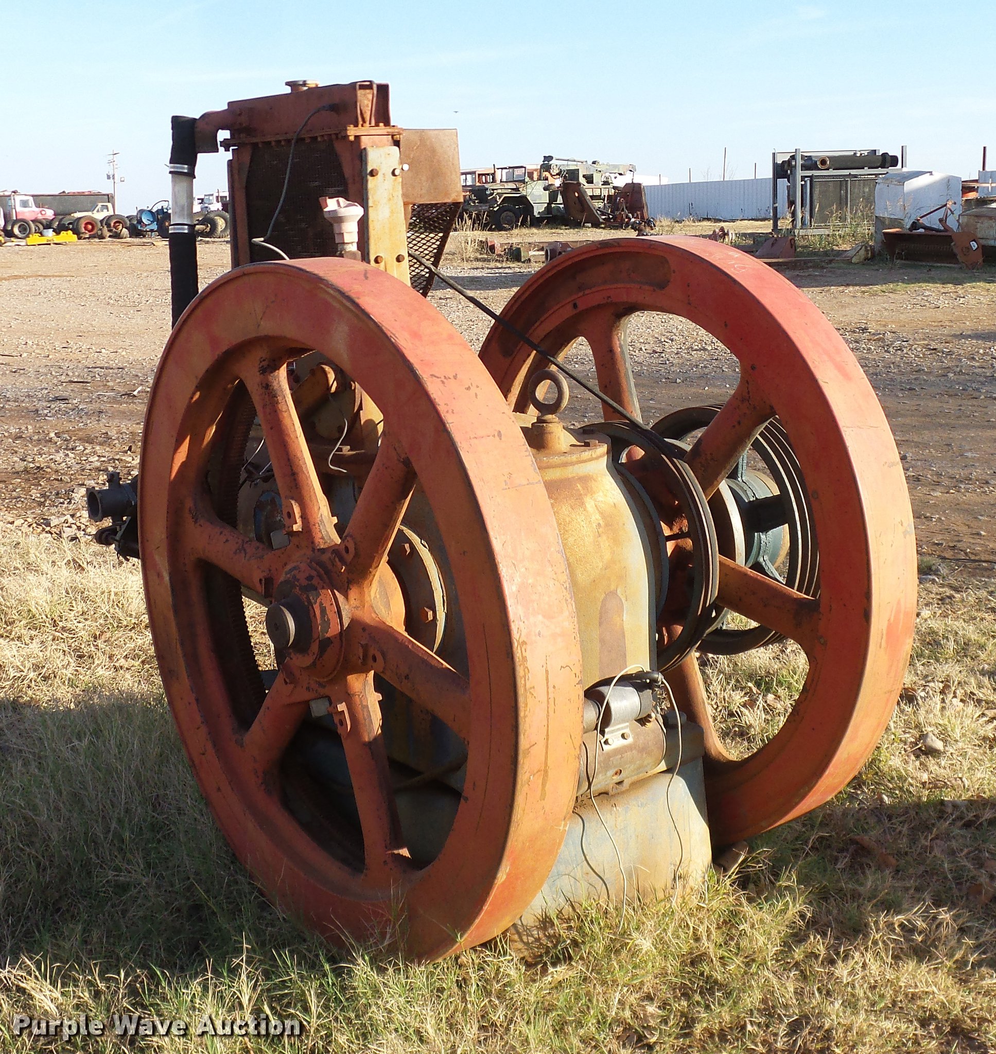 Bell pump jack engine in Marlow, OK Item EE9641 sold Purple Wave