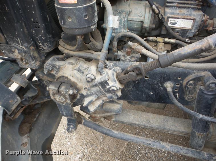 image for item AY9564 1995 Ford L9000 tender truck