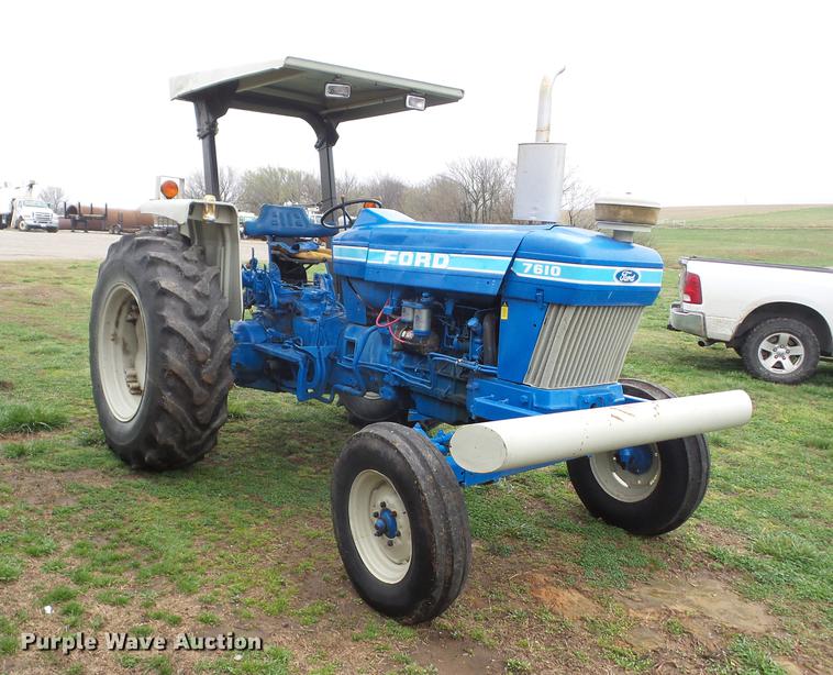image for item AY9568 1990 Ford 7610 tractor