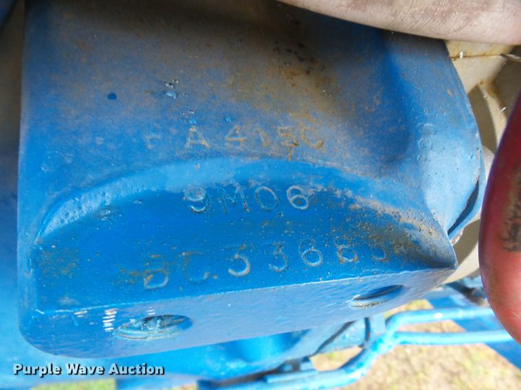 image for item AY9568 1990 Ford 7610 tractor