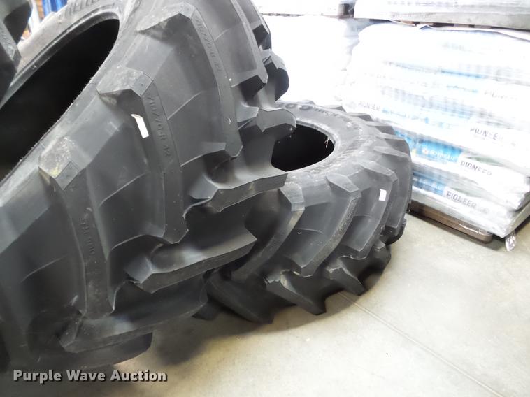 image for item DB7181 (2) Trelleborg TM900 710/70R42 tires