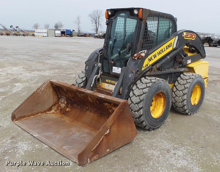 image for item DB7182 2013 New Holland L230 skid steer