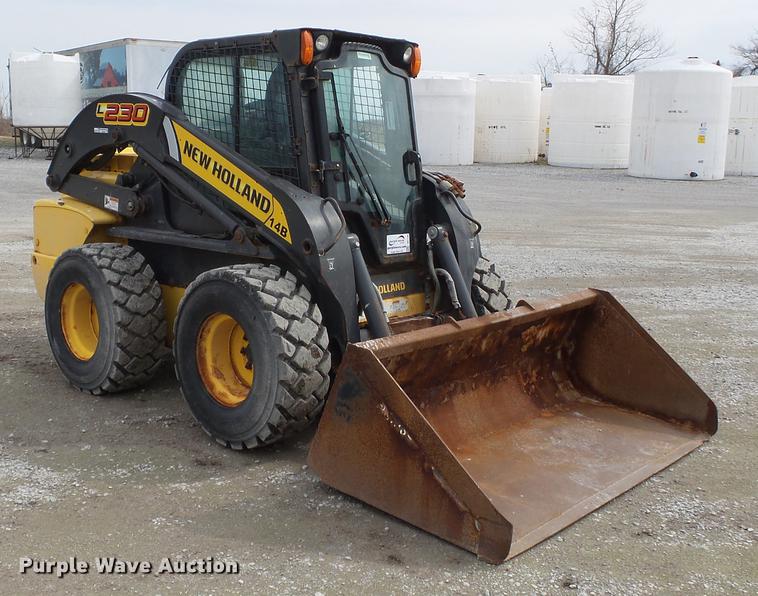image for item DB7182 2013 New Holland L230 skid steer