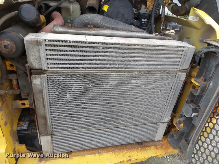 image for item DB7182 2013 New Holland L230 skid steer