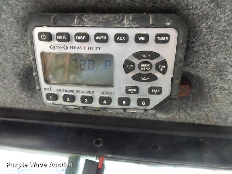 image for item DB7182 2013 New Holland L230 skid steer