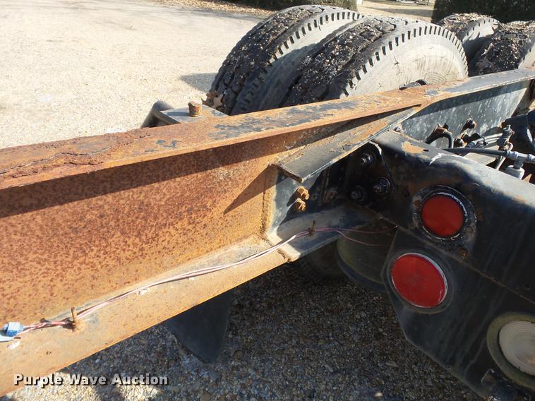 image for item DB7205 2000 Freightliner Century Class FLC12064 truck cab and chassis