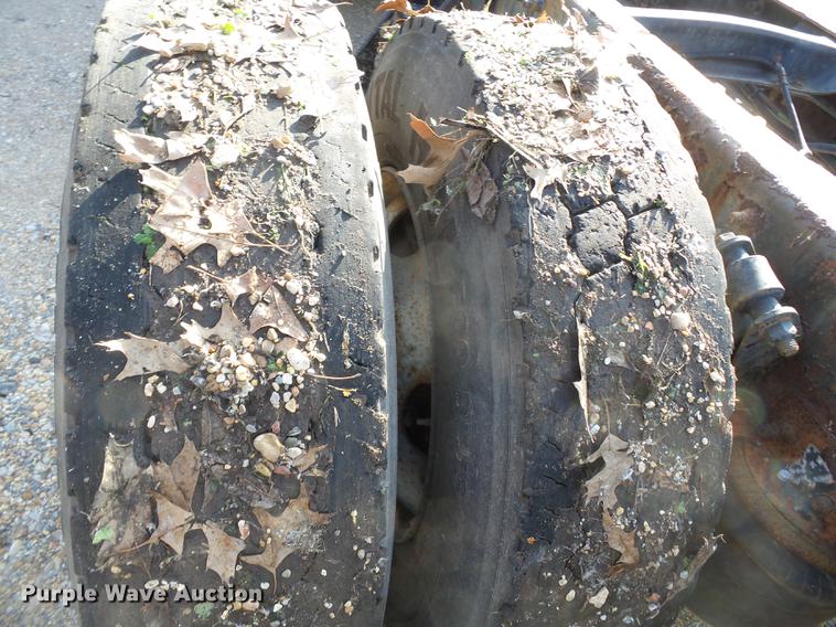 image for item DB7205 2000 Freightliner Century Class FLC12064 truck cab and chassis