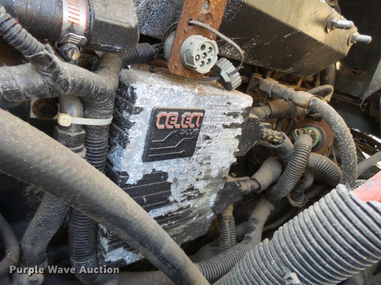 image for item DB7205 2000 Freightliner Century Class FLC12064 truck cab and chassis