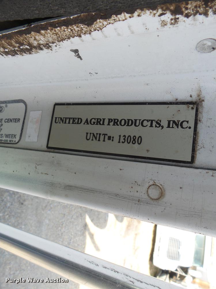 image for item DB7205 2000 Freightliner Century Class FLC12064 truck cab and chassis