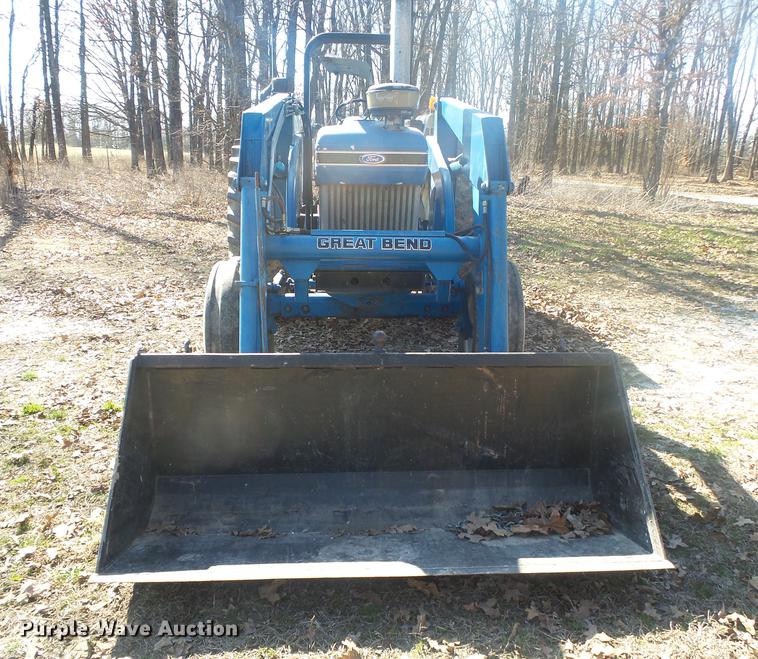 image for item DB7252 1988 Ford 6610 tractor