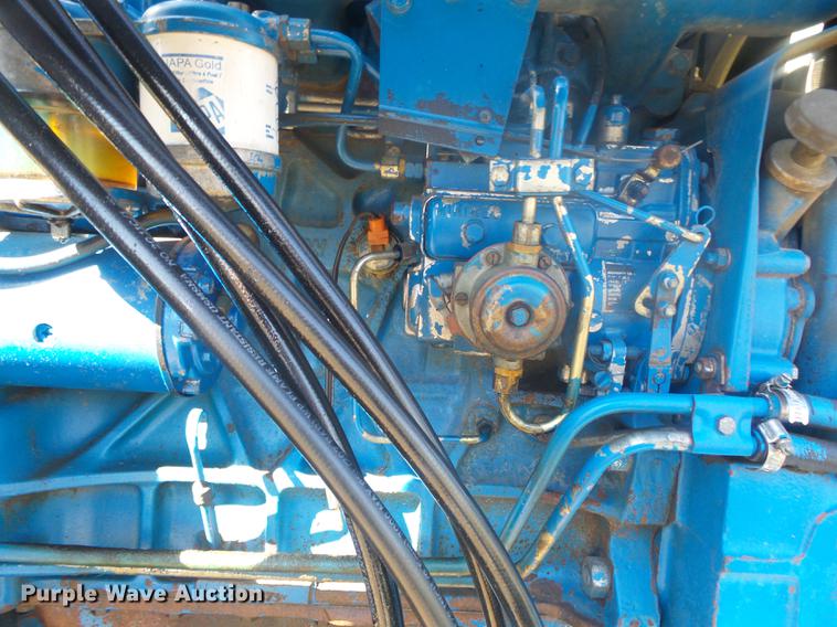 image for item DB7252 1988 Ford 6610 tractor