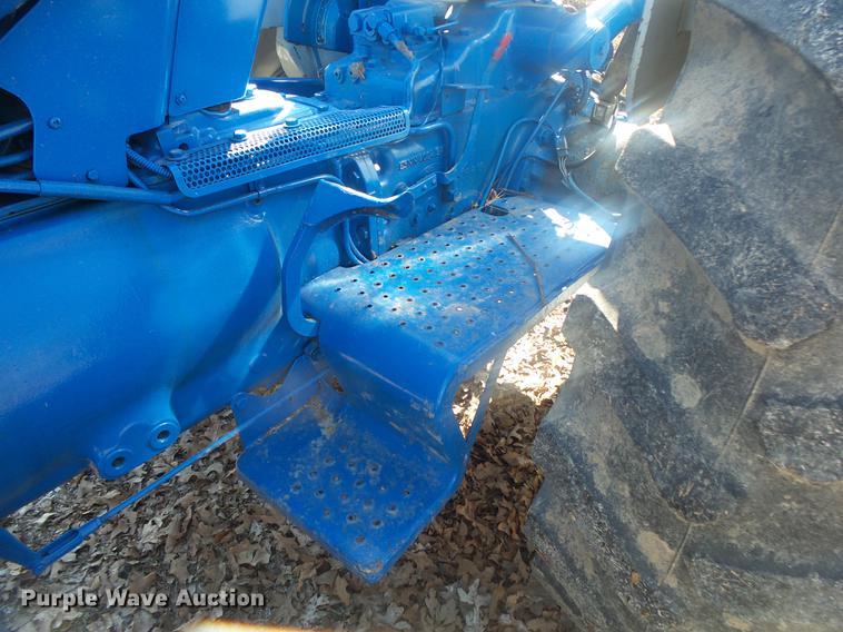 image for item DB7252 1988 Ford 6610 tractor