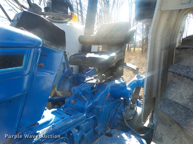 image for item DB7252 1988 Ford 6610 tractor