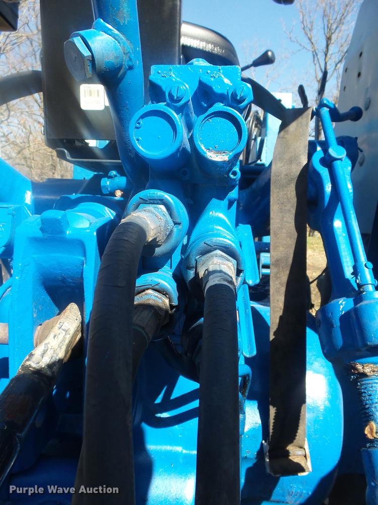 image for item DB7252 1988 Ford 6610 tractor