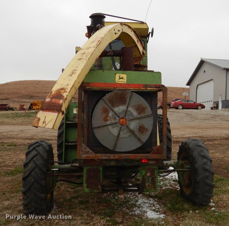 image for item DC0413 John Deere 5400 PRWD forage harvester