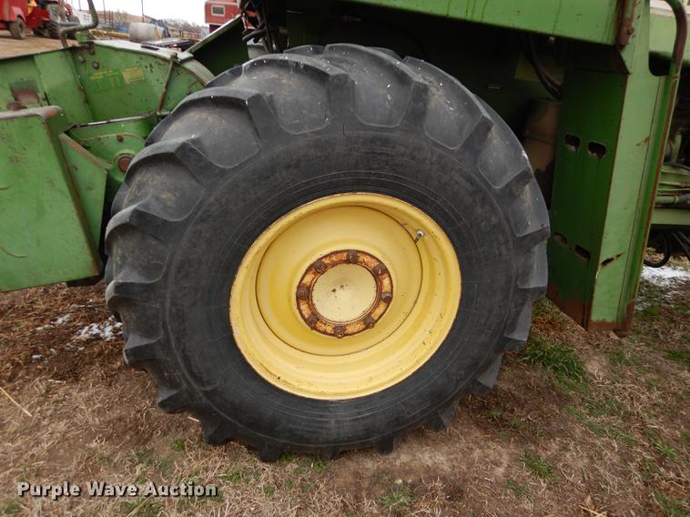 image for item DC0413 John Deere 5400 PRWD forage harvester