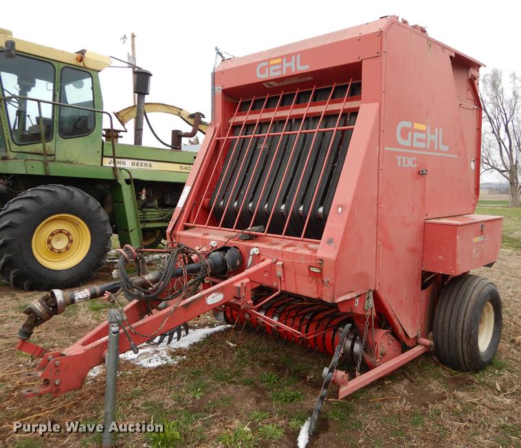 image for item DC0414 Gehl 1875 TDC round baler