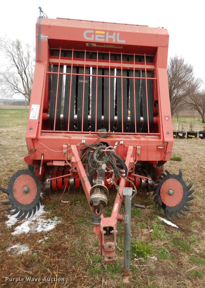 image for item DC0414 Gehl 1875 TDC round baler