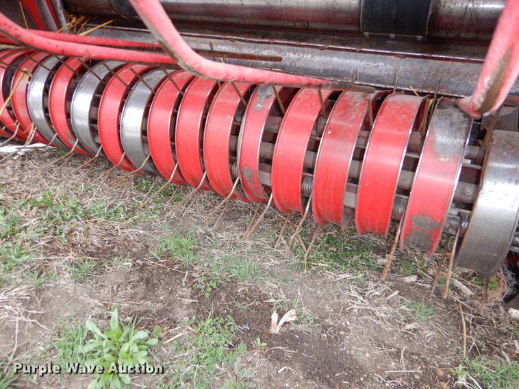 image for item DC0414 Gehl 1875 TDC round baler