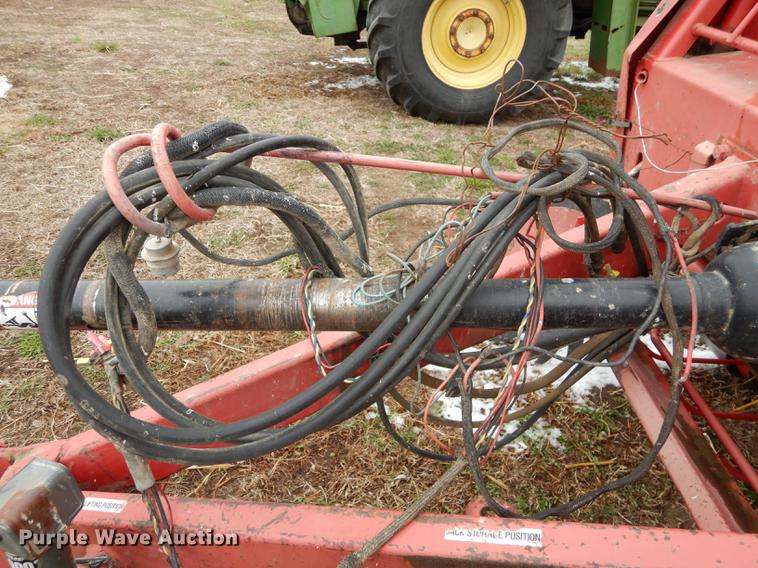 image for item DC0414 Gehl 1875 TDC round baler