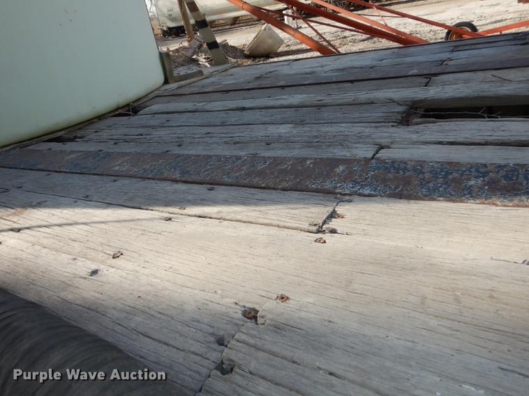 image for item DC0434 1984 Great Dane GP-42 flatbed trailer