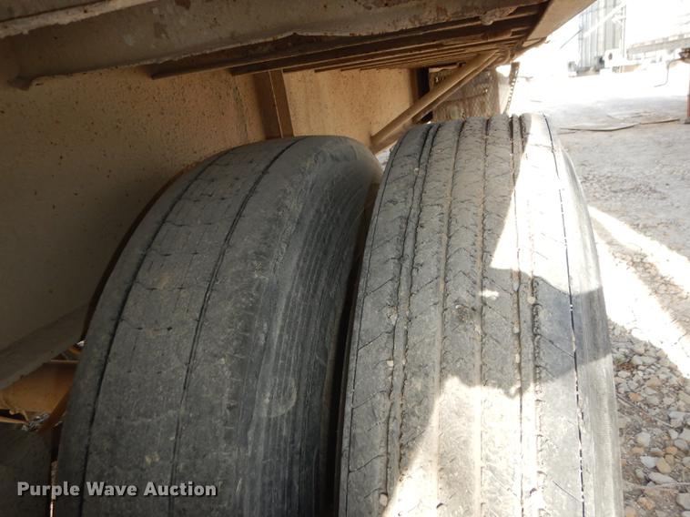 image for item DC0434 1984 Great Dane GP-42 flatbed trailer