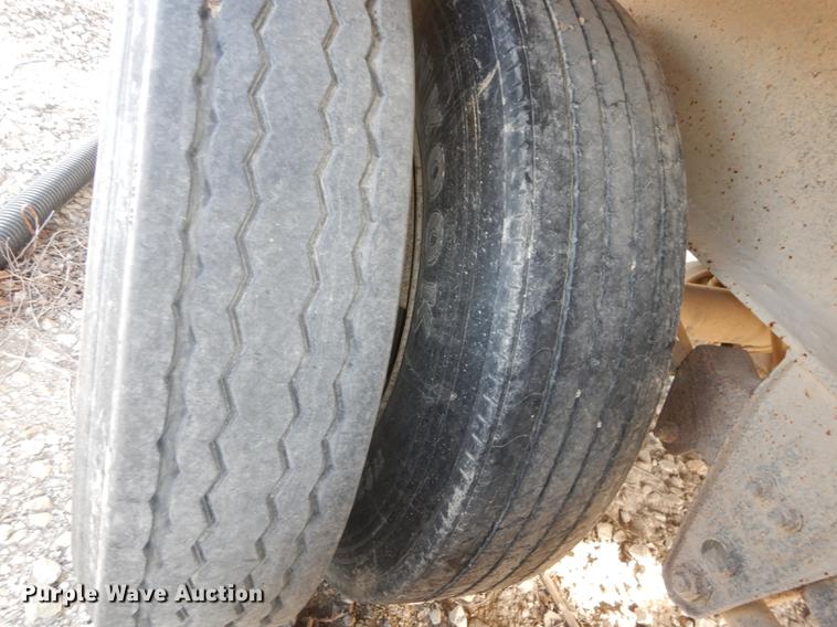 image for item DC0434 1984 Great Dane GP-42 flatbed trailer