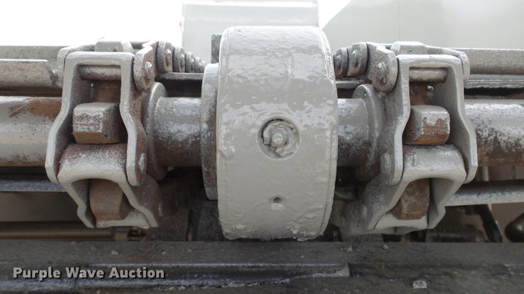 image for item DC0640 1980 Peterbilt 353S23 manure spreader truck