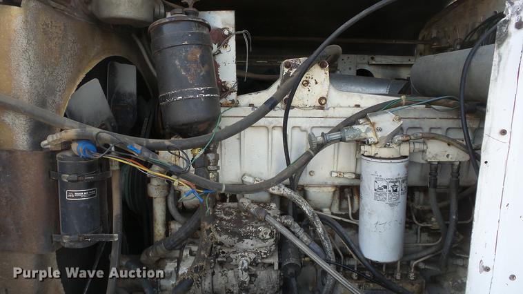 image for item DC0640 1980 Peterbilt 353S23 manure spreader truck