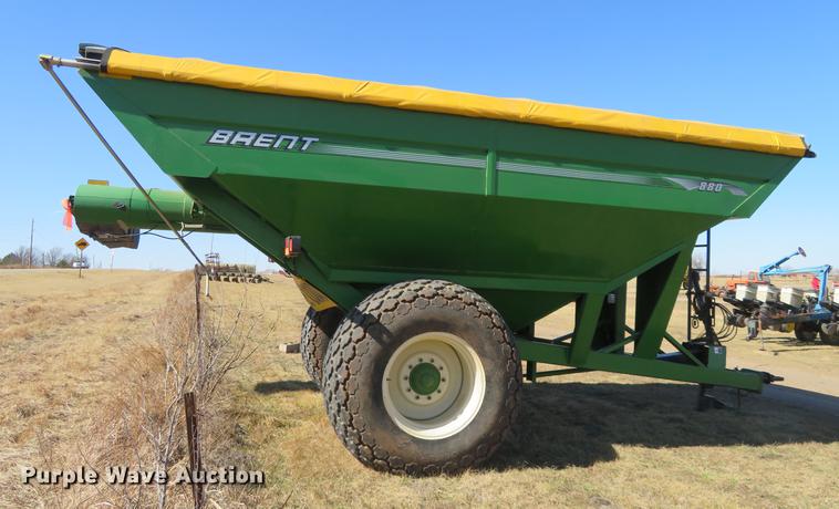 image for item DC0889 Brent 880 grain cart