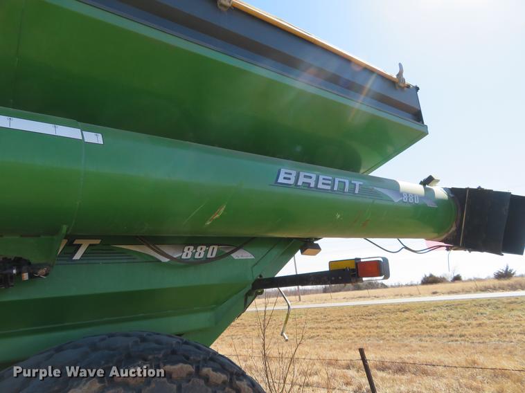 image for item DC0889 Brent 880 grain cart