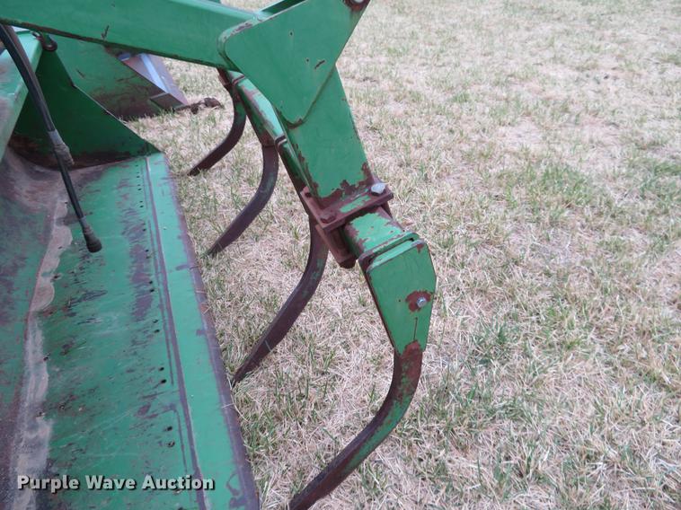 image for item DC0942 John Deere bucket