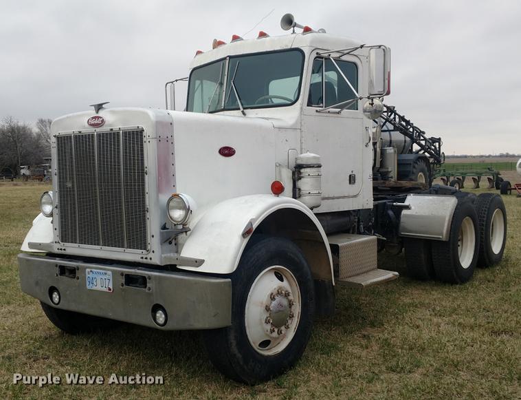 image for item DC0953 1977 Peterbilt 359 S13 semi truck