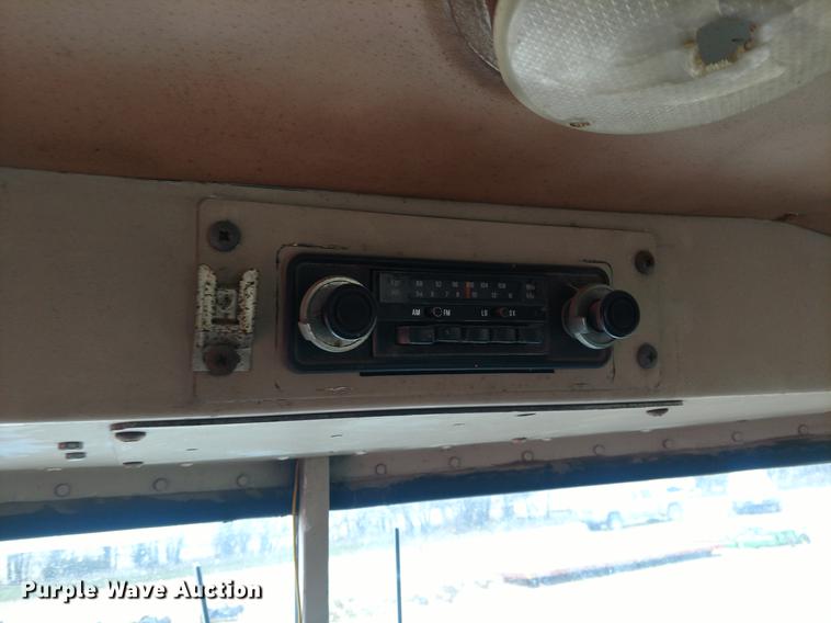 image for item DC0953 1977 Peterbilt 359 S13 semi truck