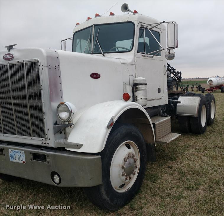 image for item DC0953 1977 Peterbilt 359 S13 semi truck