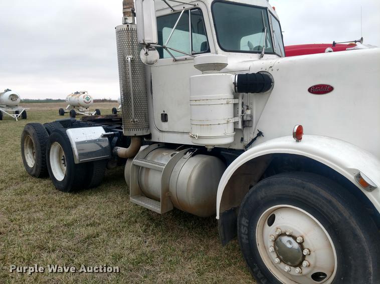 image for item DC0953 1977 Peterbilt 359 S13 semi truck